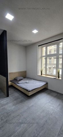 Eladó téglalakás, Budapesten, VII. kerületben, Klauzál utcában