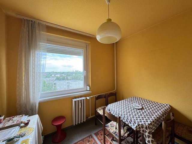 Eladó panellakás, Budapesten, III. kerületben 59.9 M Ft