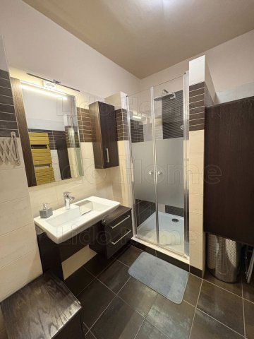 Kiadó téglalakás, albérlet, Szombathelyen 240 E Ft / hó