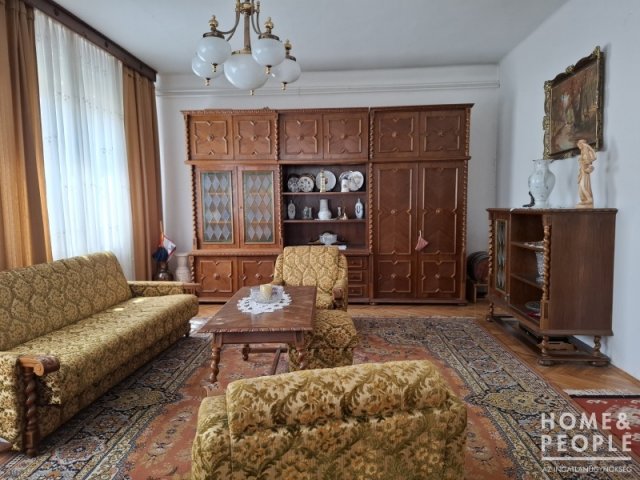Eladó családi ház, Szegeden 134.99 M Ft, 3 szobás