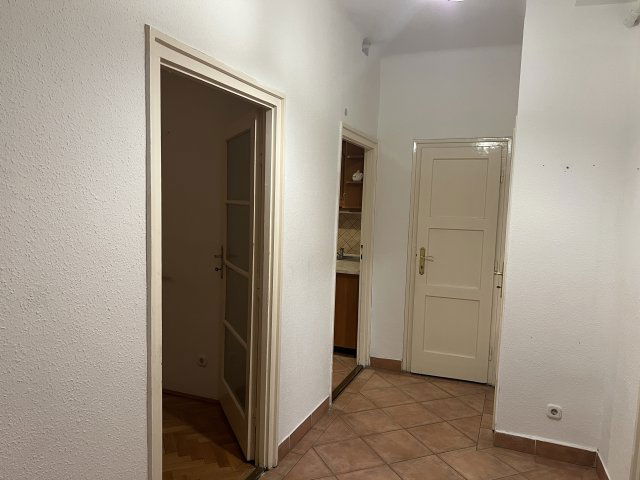 Kiadó téglalakás, albérlet, XI. kerületben, Eszék utcában