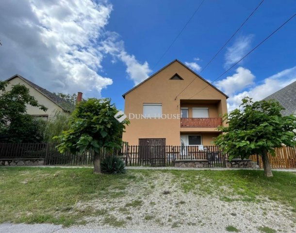 Eladó családi ház, Ácsteszéren 45 M Ft, 4 szobás