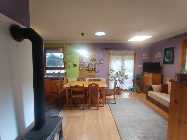 Eladó családi ház, Debrecenben 109.9 M Ft, 3 szobás