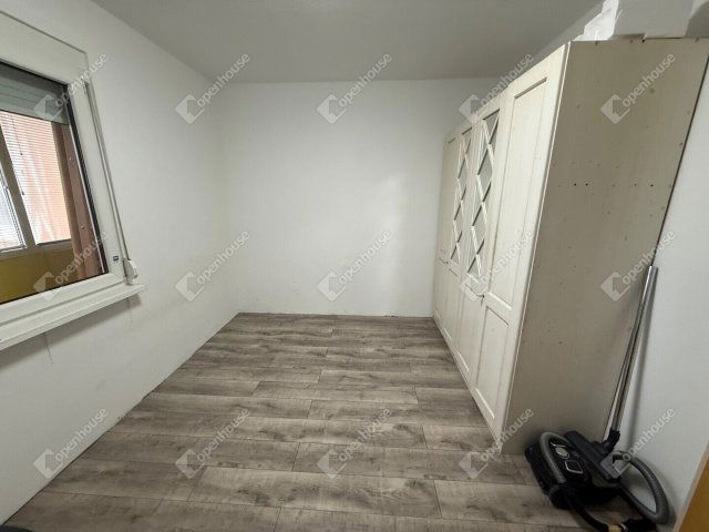 Eladó téglalakás, Zalaegerszegen 41.9 M Ft, 3 szobás