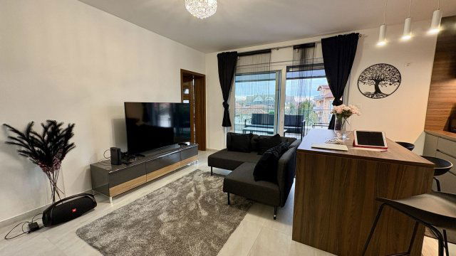 Kiadó téglalakás, albérlet, Debrecenben 700 E Ft / hó, 3 szobás