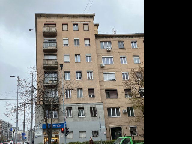 Eladó téglalakás, XI. kerületben, Kőrösy József utcában