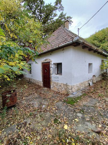 Eladó családi ház, Németkéren 149.9 M Ft, 2 szobás