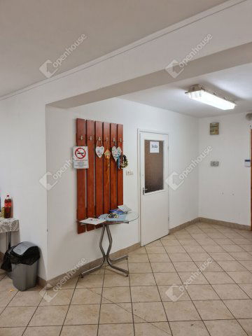 Eladó ipari ingatlan, Makón 115 M Ft / költözzbe.hu