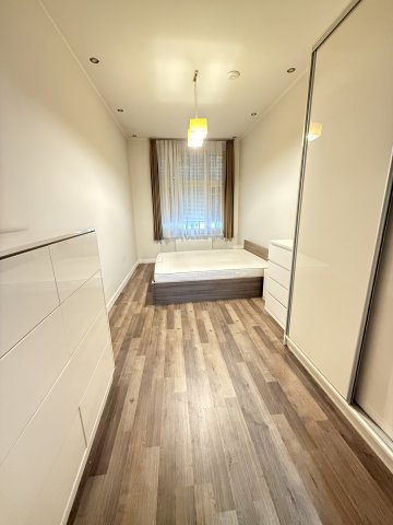 Kiadó téglalakás, albérlet, Pakson 250 E Ft / hó, 2 szobás