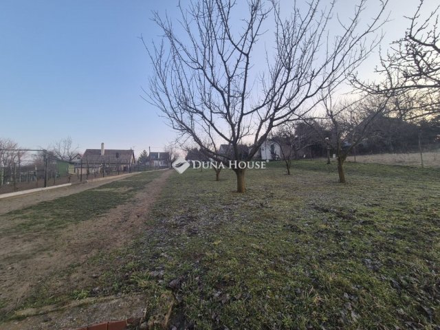 Eladó telek, Siófokon 20 M Ft / költözzbe.hu