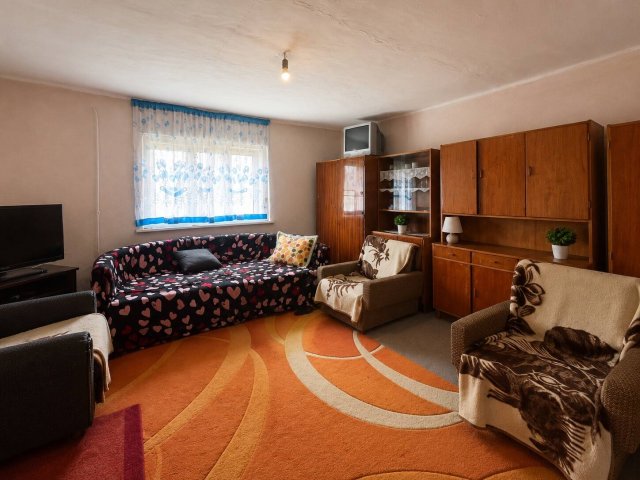 Eladó családi ház, Dobozon 6.5 M Ft, 2 szobás
