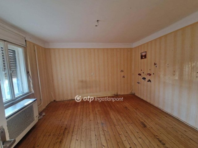 Eladó családi ház, Tápiószelén 29 M Ft, 3 szobás