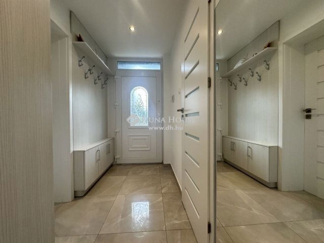 Eladó családi ház, Taksonyon 249 M Ft, 4 szobás