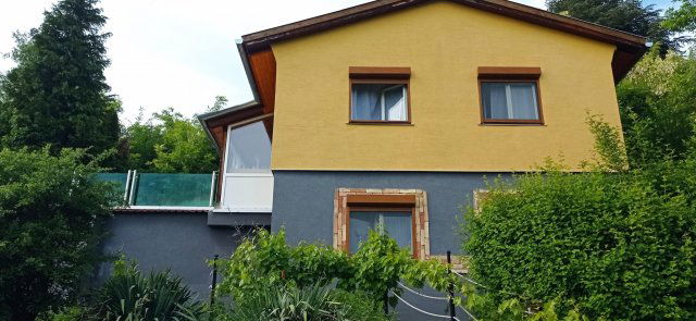 Eladó nyaraló, Balatonfűzfőn 89 M Ft, 2 szobás