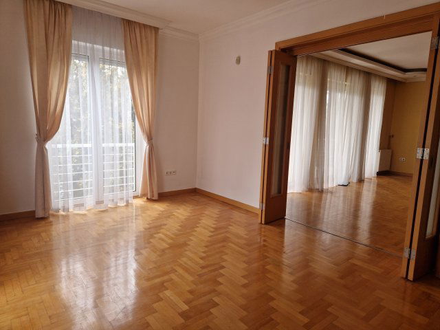 Kiadó téglalakás, albérlet, Budapesten, II. kerületben