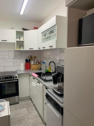 Eladó családi ház, Enyingen 34.9 M Ft, 1+1 szobás