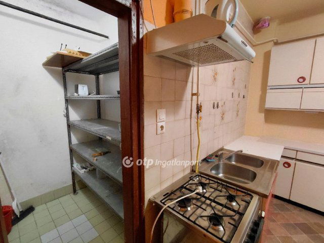 Eladó családi ház, Hatvanban 67.9 M Ft, 4 szobás