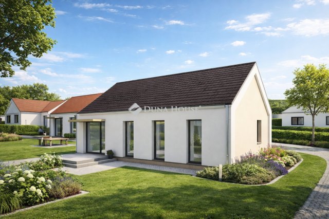 Eladó családi ház, Pannonhalmán 61.9 M Ft, 4 szobás