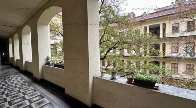 Eladó téglalakás, Budapesten, VI. kerületben, Liszt Ferenc téren