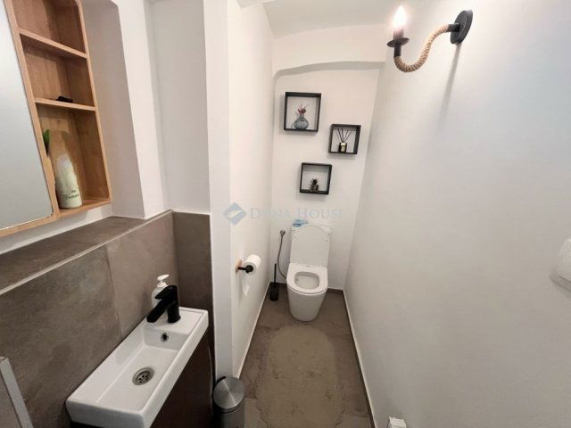 Eladó téglalakás, Szombathelyen 39.99 M Ft, 2 szobás