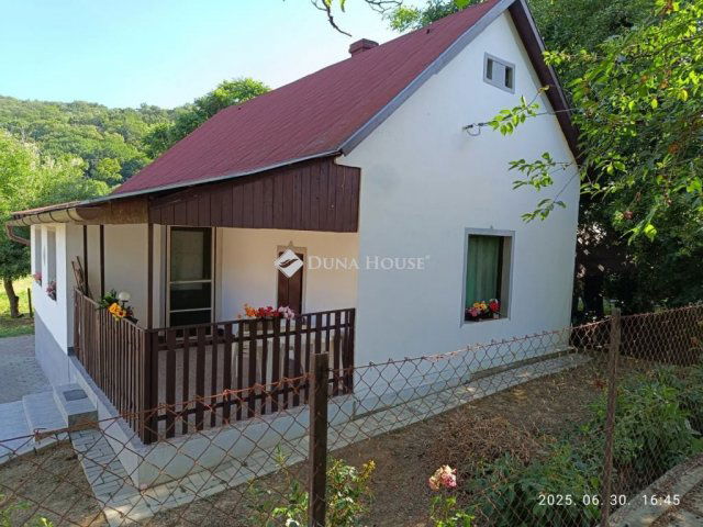 Eladó családi ház, Kerekin 28.5 M Ft, 2 szobás