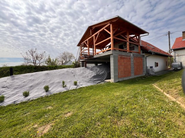 Eladó családi ház, Bólyban 45 M Ft, 2+1 szobás