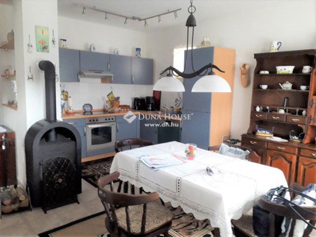 Eladó családi ház, Somogysárdon 85 M Ft, 5 szobás