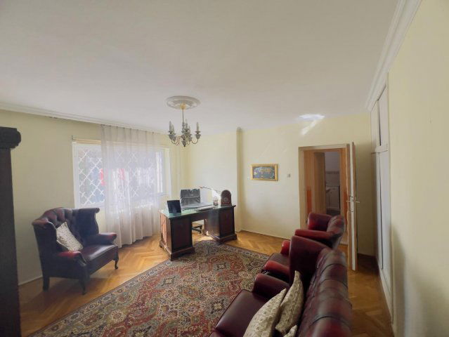 Eladó téglalakás, Tatabányán 47.9 M Ft, 3 szobás