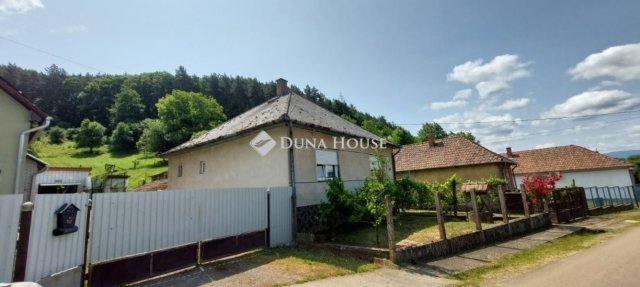 Eladó családi ház, Bükkszéken 32 M Ft, 3 szobás