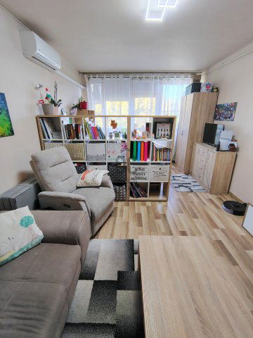 Eladó panellakás, Cegléden 38.9 M Ft, 2 szobás