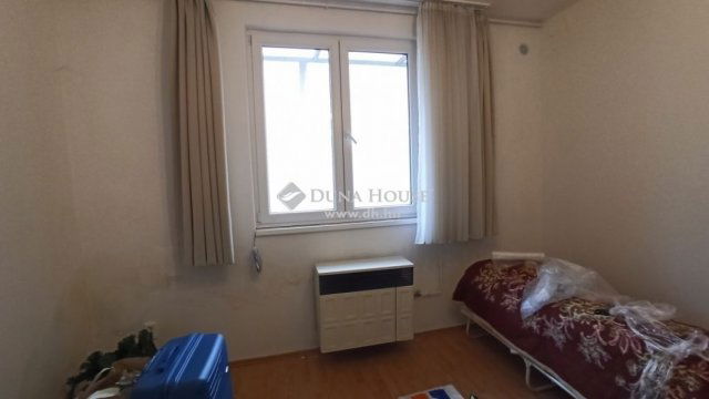 Eladó családi ház, Budapesten, XX. kerületben 75 M Ft, 5 szobás