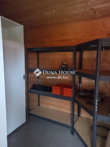 Eladó családi ház, Dunaharasztin 95.5 M Ft, 4+1 szobás