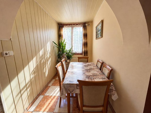 Eladó családi ház, Fóton 139.9 M Ft, 7 szobás