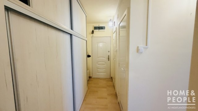 Eladó téglalakás, Hódmezővásárhelyen 45 M Ft