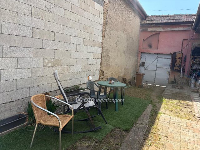 Eladó családi ház, Balassagyarmaton 38.69 M Ft, 3+1 szobás