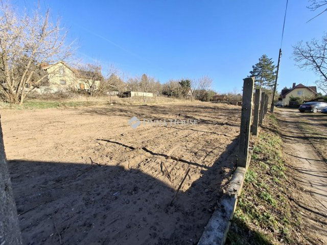 Eladó telek, Csömörön 35 M Ft / költözzbe.hu