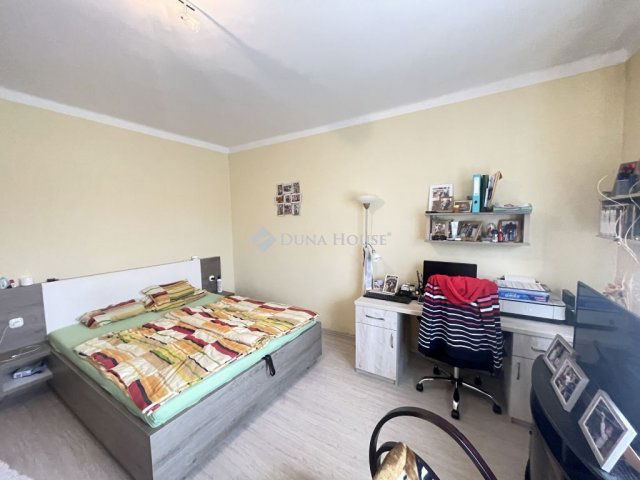 Eladó családi ház, Viszákon 47.99 M Ft, 4 szobás