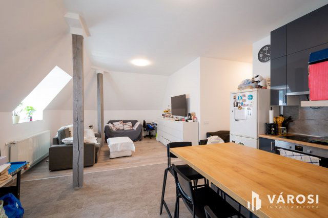 Eladó téglalakás, Gödön 77.8 M Ft, 2+1 szobás