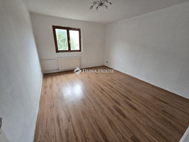 Eladó családi ház, Simontornyán 19.9 M Ft, 2 szobás