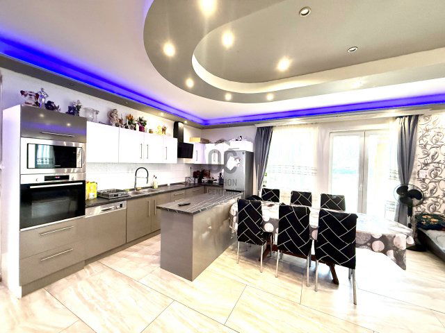 Eladó családi ház, Őrbottyánban 103 M Ft, 4 szobás