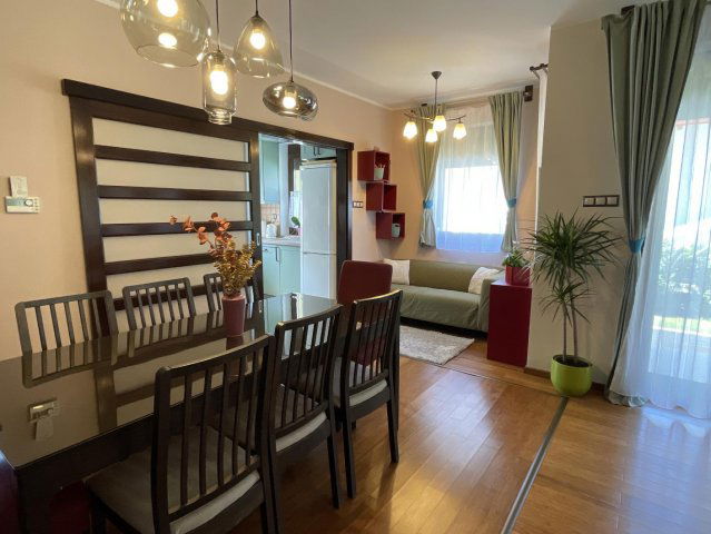 Eladó családi ház, Tatán 206 M Ft, 3+2 szobás