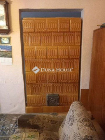 Eladó családi ház, Kecskeméten 15 M Ft, 2 szobás