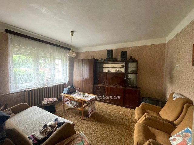 Eladó családi ház, Abasáron 27 M Ft, 3+1 szobás