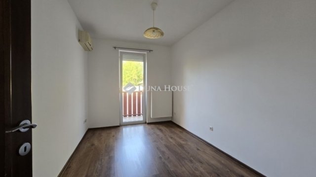 Eladó téglalakás, Monoron 79.9 M Ft, 4 szobás