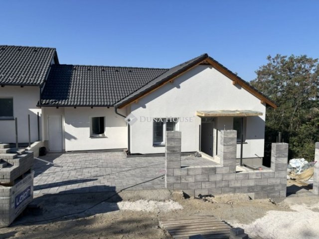 Eladó ikerház, Őrbottyánban 99.9 M Ft, 4 szobás