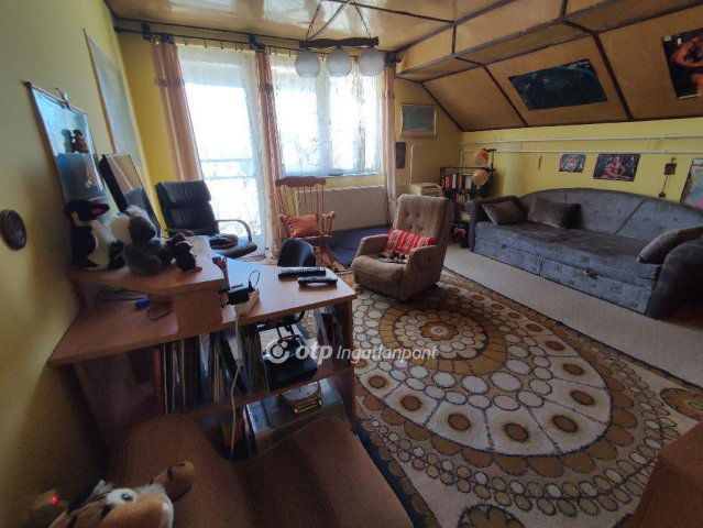 Eladó családi ház, Szegeden 84 M Ft, 4 szobás