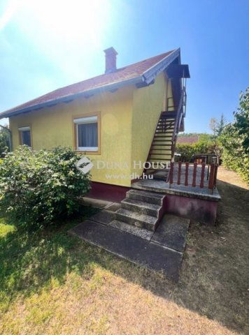 Eladó családi ház, Balatonkenesén 75 M Ft, 2 szobás