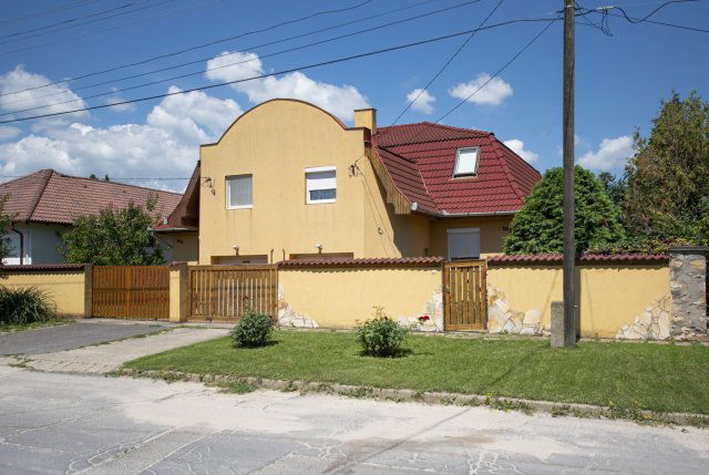 Eladó családi ház, Miskolcon 73.5 M Ft, 2+2 szobás