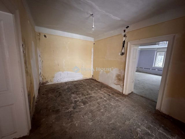 Eladó családi ház, Nagykőrösön 32 M Ft, 3 szobás