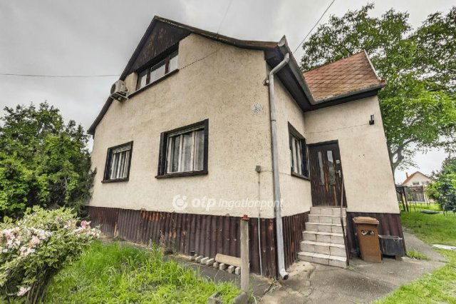 Eladó családi ház, Dunavarsányban 79.9 M Ft, 5+1 szobás